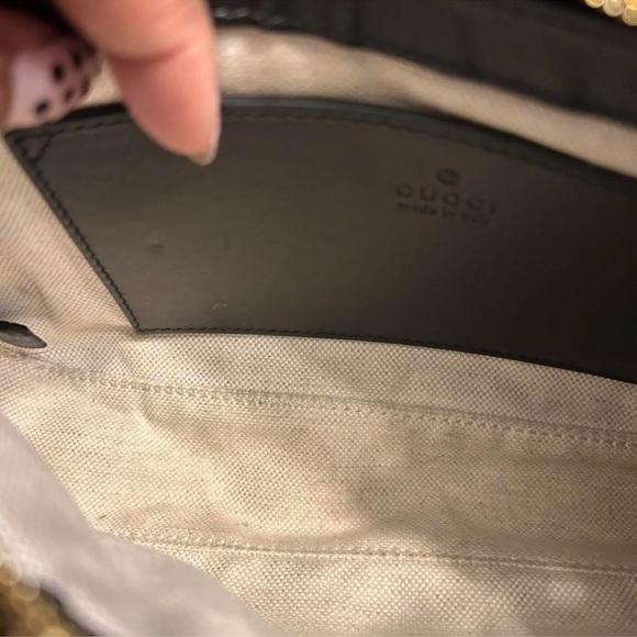 Gucci GG Matelasse Shoulder Bag with Gold Chain - Picture 4 of 6